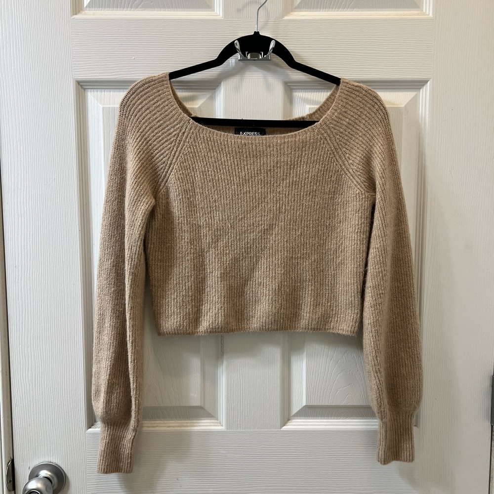 Express Balloon Sleeve Cropped Sweater - Picture 6 of 8